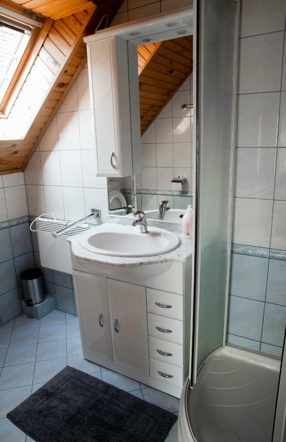 Berger Pince-vendégház, Hajósi pincék Exterior foto